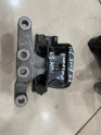 PEUGEOT  208  1.5  BLUEHDİ  MOTOR  KULAĞI