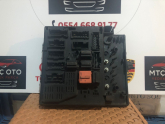 BMW E85 SİGORTA KUTUSU ORJİNAL