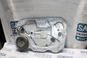 Oto Çıkma Parça / Ford / Focus / Oto Cam / Cam Krikosu / Çıkma Parça 