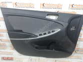 Oto Çıkma Parça / Hyundai / Accent / Kaporta & Karoser / Sağ Ön Kapı / Çıkma Parça 