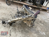 Oto Çıkma Parça / Volkswagen / Passat / Kaporta & Karoser / Ön Şasi / Çıkma Parça 