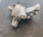 Oto Çıkma Parça / Alfa Romeo / Giulietta / Motor / Takozu & Kulağı / Çıkma Parça 
