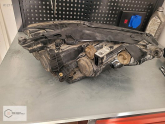 Oto Çıkma Parça / Volkswagen / Passat / Far & Stop / Sol Ön Far / Çıkma Parça 