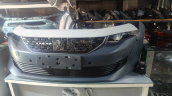 Peugeot 508 ön tampon dolu