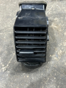 Oto Çıkma Parça / Volkswagen / Transporter / Kalorifer / Kalorifer Izgarası / Çıkma Parça 