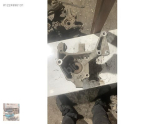 3C0505436G 2006-2015 audi Q3 sağ taşıyıcı