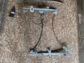 Oto Çıkma Parça / Peugeot / 2008 / Oto Cam / Cam Krikosu / Çıkma Parça 