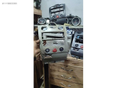 Oto Çıkma Parça / Renault / Megane / Teyp / Teyp Çerçevesi / Çıkma Parça 