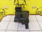 Oto Çıkma Parça / Opel / Vivaro / Filtre / Hava Filtresi Kazanı / Çıkma Parça 