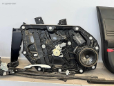 Oto Çıkma Parça / Ford / Focus / Kaporta & Karoser / Sağ Ön Kapı / Çıkma Parça 