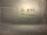 Oto Çıkma Parça / Volkswagen / Passat / Tampon / Sis Farı Çerçevesi / Çıkma Parça 