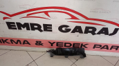 Oto Çıkma Parça / Renault / Kangoo / Kaporta & Karoser / Sağ Ön Çamurluk / Çıkma Parça 