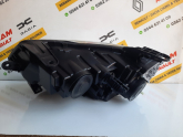 Oto Çıkma Parça / Renault / Duster / Far & Stop / Sağ Ön Far / Çıkma Parça 