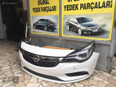 Oto Çıkma Parça / Opel / Astra / Tampon / Orta Izgara / Çıkma Parça 