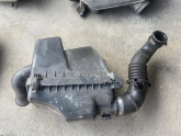 TOYOTA RAV 4 HAVA FILTRE KUTUSU
