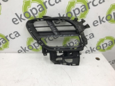 Oto Çıkma Parça / Porsche / Panamera / Tampon / Sis Farı Çerçevesi / Çıkma Parça 