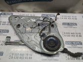 Oto Çıkma Parça / Ford / Focus / Oto Cam / Cam Krikosu / Çıkma Parça 