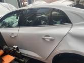 Oto Çıkma Parça / Renault / Megane / Kaporta & Karoser / Sol Arka Kapı / Çıkma Parça 