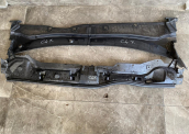 Oto Çıkma Parça / Citroen / C4 / Oto Cam / Ön Cam Izgarası / Çıkma Parça 