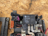 Oto Çıkma Parça / Audi / Q7 / Elektrik / Sigorta Kutusu / Çıkma Parça 