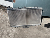 Nissan sunny Radyatör