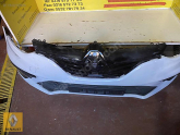 Oto Çıkma Parça / Renault / Megane / Tampon / Ön Tampon / Çıkma Parça 
