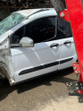 Oto Çıkma Parça / Ford / Transit  Courier / Kaporta & Karoser / Sol Ön Kapı / Çıkma Parça 