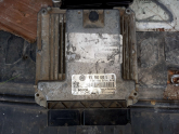 Volkswagen Scirocco beyin 0281014700 - 03L906022S