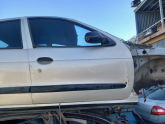 Megane 1 sağ ön kapı komple dolu