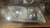 Vw bora sağ ön far