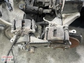 Oto Çıkma Parça / Volkswagen / Passat / Alt Takım / Taşıyıcı / Çıkma Parça 