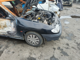 Oto Çıkma Parça / Renault / Megane / Kaporta & Karoser / Sağ Ön Çamurluk / Çıkma Parça 