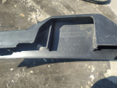 Oto Çıkma Parça / Volkswagen / Transporter / Tampon / Tampon Braketi / Çıkma Parça 