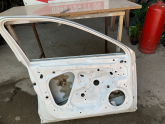 Oto Çıkma Parça / Volkswagen / Passat / Kaporta & Karoser / Sol Ön Kapı / Çıkma Parça 