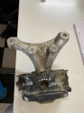 Oto Çıkma Parça / Opel / Corsa / Motor / Takozu & Kulağı / Çıkma Parça 