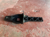 Oto Çıkma Parça / Audi / A5 / Radyatör / Radyatör Ayağı / Çıkma Parça 