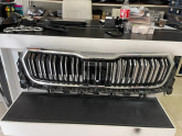 skoda karoq ön panjur çıkma