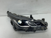 Oto Çıkma Parça / Toyota / Corolla / Far & Stop / Sağ Ön Far / Çıkma Parça 