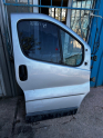 Oto Çıkma Parça / Renault / Trafic / Kaporta & Karoser / Sağ Ön Kapı / Çıkma Parça 
