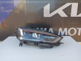 Oto Çıkma Parça / Audi / A5 / Far & Stop / Sağ Ön Far / Çıkma Parça 