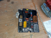 Citroen c3 sigorta kutusu 9661708081 L10