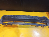 Oto Çıkma Parça / Renault / Megane / Tampon / Orta Izgara / Çıkma Parça 