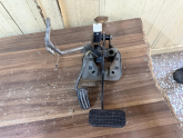 Oto Çıkma Parça / Peugeot / 206 / Koltuk & Döşeme / Pedal / Çıkma Parça 