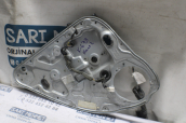 Oto Çıkma Parça / Ford / Focus / Oto Cam / Cam Krikosu / Çıkma Parça 