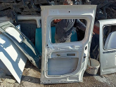 Oto Çıkma Parça / Fiat / Doblo / Kaporta & Karoser / Sağ Arka Kapı / Çıkma Parça 