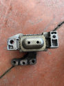 Oto Çıkma Parça / Peugeot / 207 / Motor / Takozu & Kulağı / Çıkma Parça 