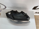 Oto Çıkma Parça / Volkswagen / Tiguan / Far & Stop / Sağ Ön Far / Çıkma Parça 