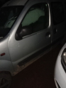 Renault Kango multix sol ön kapı dolu 2004 model gri renk