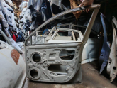 Oto Çıkma Parça / Hyundai / Accent / Kaporta & Karoser / Sağ Ön Kapı / Çıkma Parça 