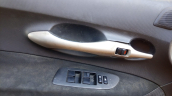 Toyota auris sol ön ile kapı kolu 2007-2012